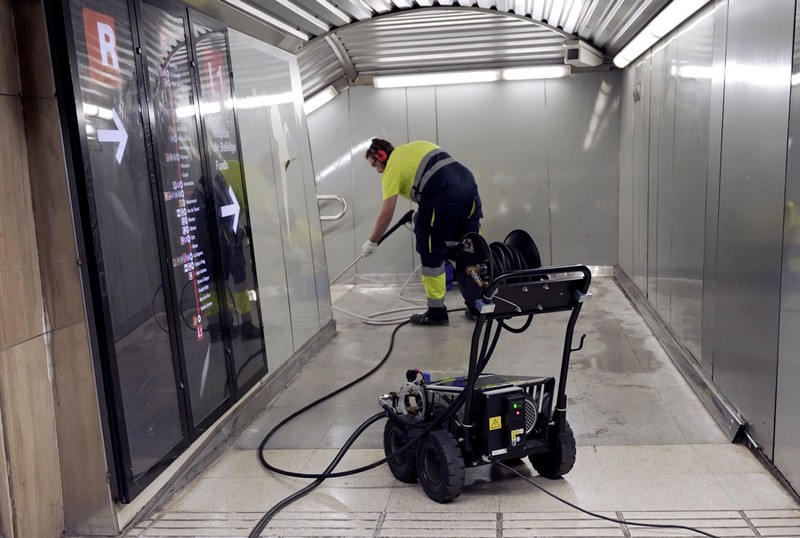 Serveis de neteja especialitzada al Metro de Barcelona - Ndavant
